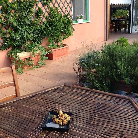 Bed and Breakfast Agriturismo "La Rosa Canina" à Lerici Extérieur photo